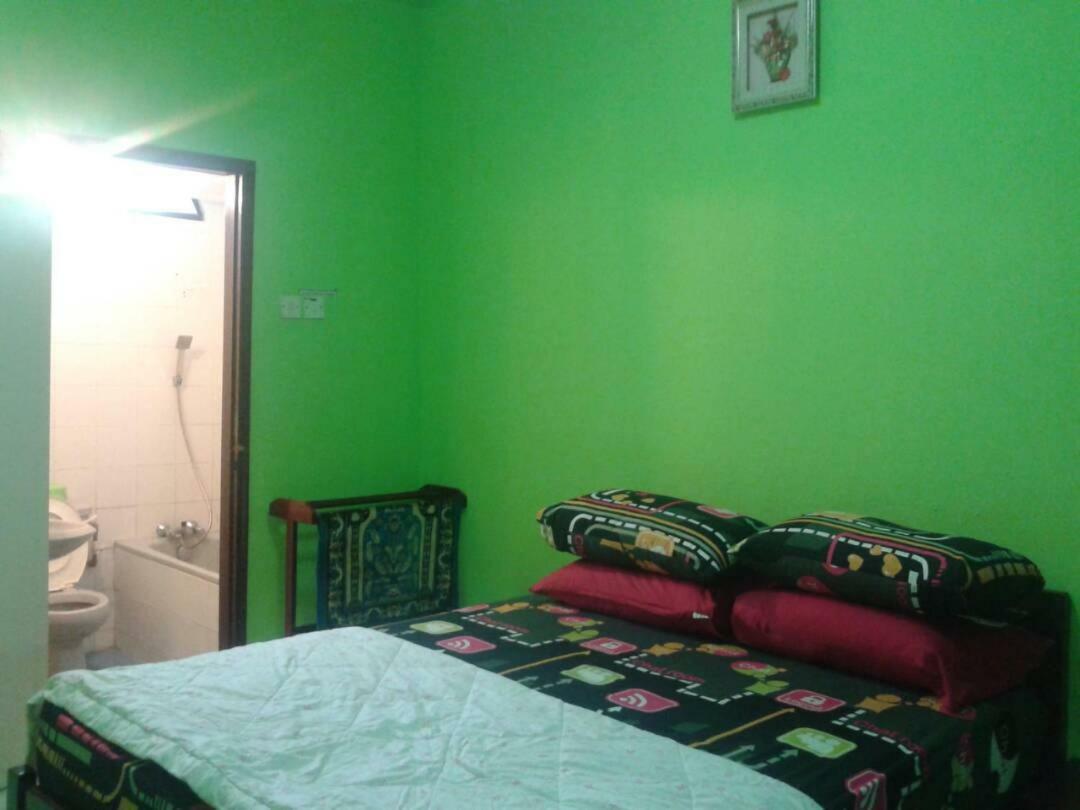 Seri Lagenda Apartment Куа Екстериор снимка