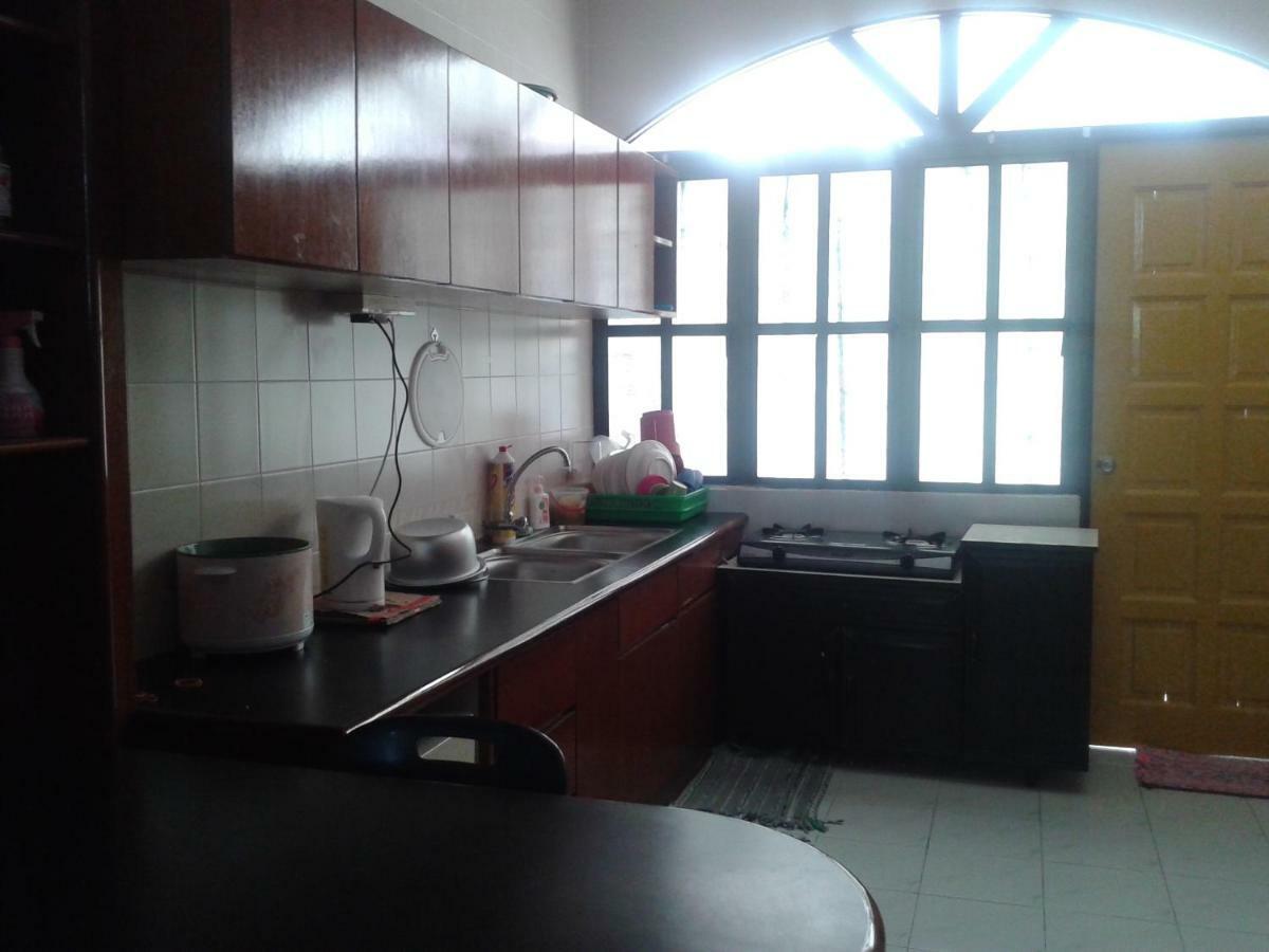 Seri Lagenda Apartment Куа Екстериор снимка